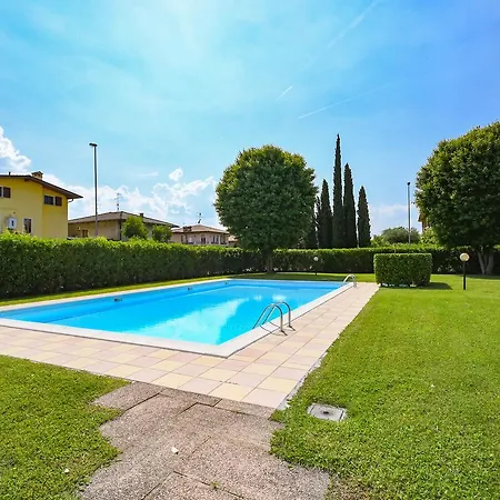 Giove 1 Apartment *